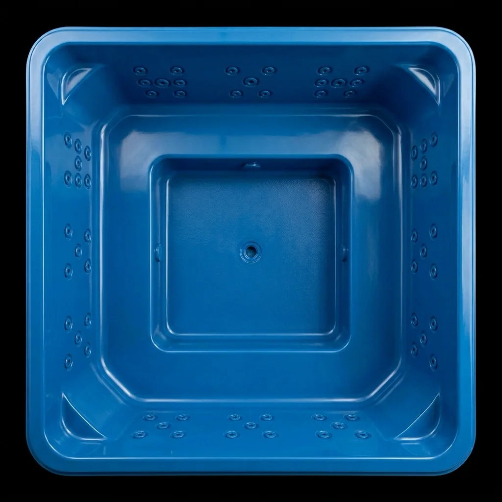 Cube Spa fiberglass spa